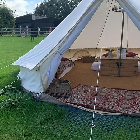 Home Farm Radnage Glamping Bell Tent 2, With Log Burner And Fire Pit Exterior photo