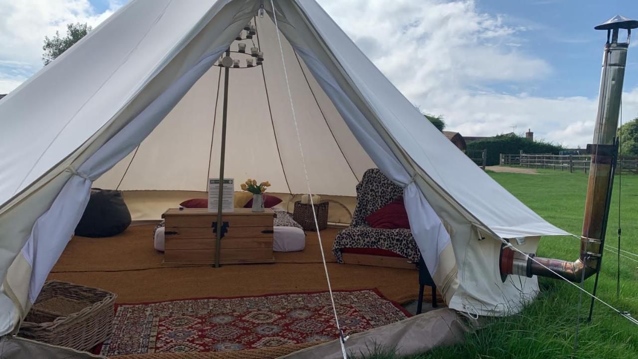 Farm Glamping Bell Tent 2, With Log Burner And Fire Pit